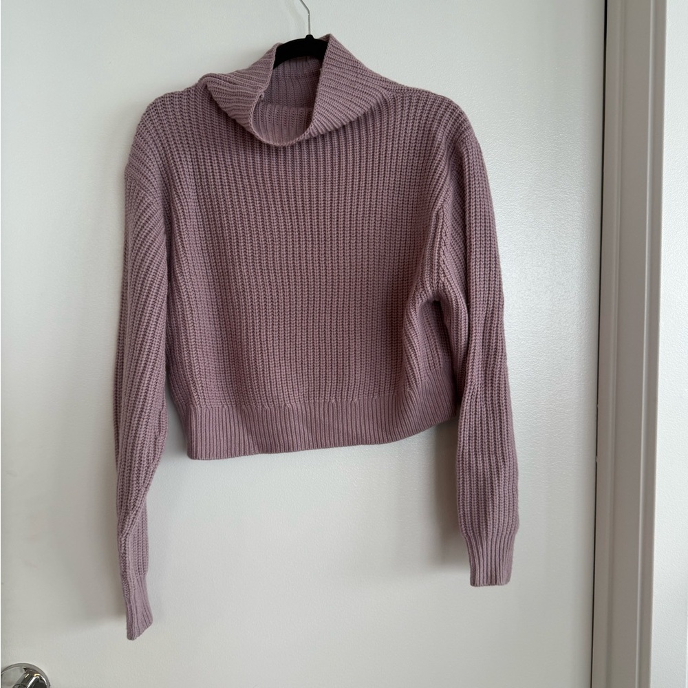 Aritzia Wilfred Cozy Mauve Turtleneck Sweater